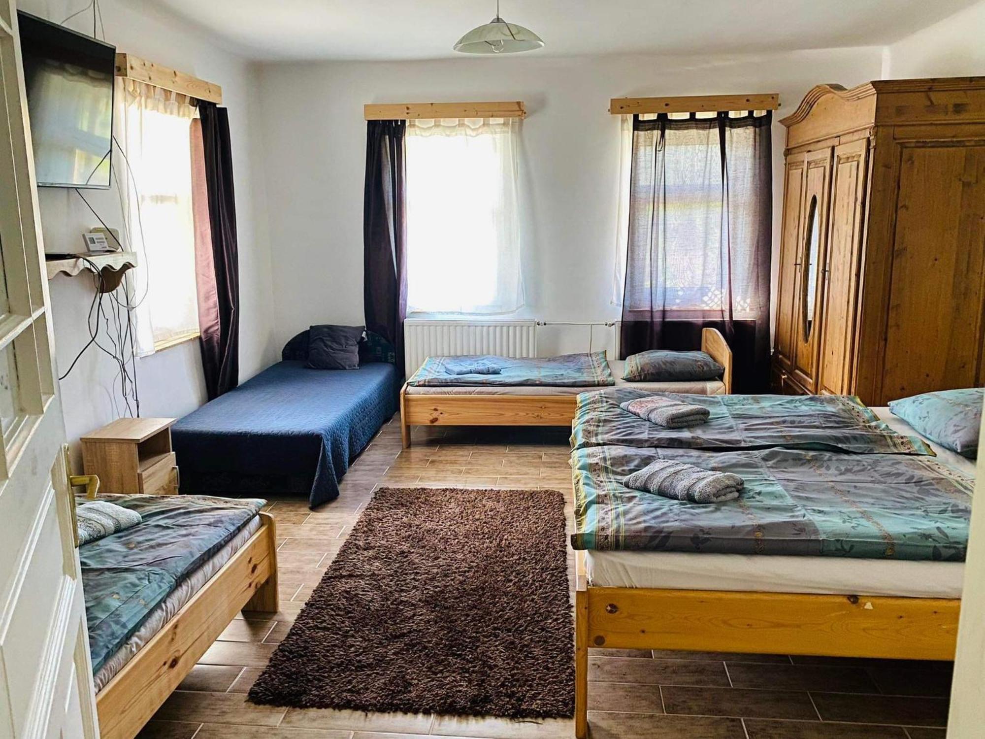 Kontyos Vendeghaz Apartment Felsotold Phòng bức ảnh