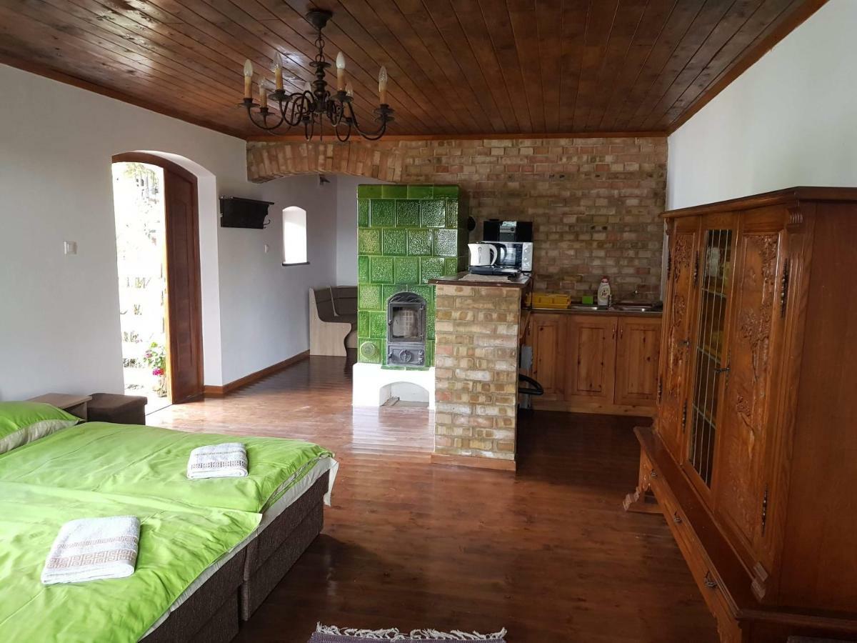 Kontyos Vendeghaz Apartment Felsotold Ngoại thất bức ảnh